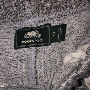 Gray roots sweat pants